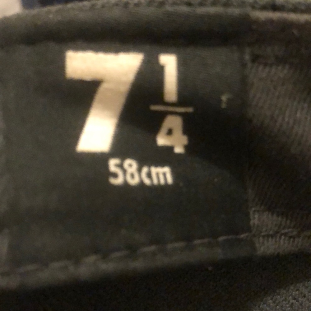 Hat - Picture 4 of 4